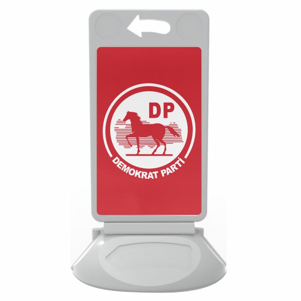 Demokrat Parti K�rm�z� Kaliteli Plastik Duba